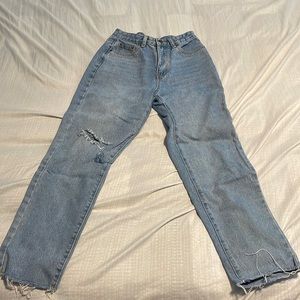 Straight Leg Ripped Jeans!
